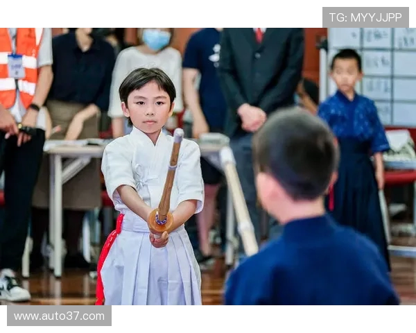 世界剑道锦标赛气剑体一致的动态分析